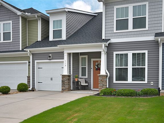 2nd image of 113 Rosecroft Dr