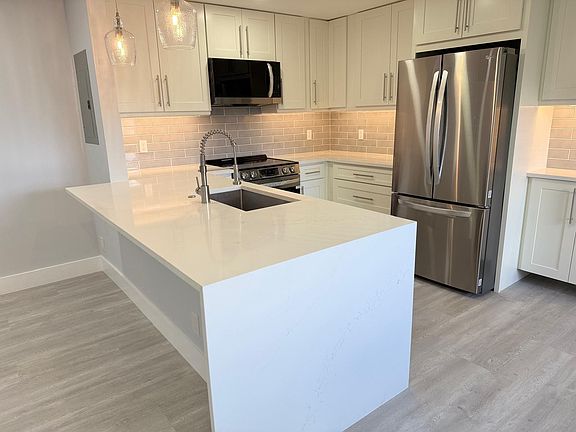 4th image of 214 Monaco Drive #214