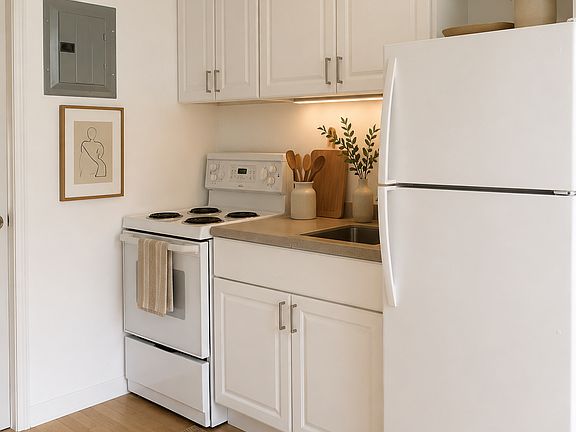 2nd image of 336 W 19th St APT 2A