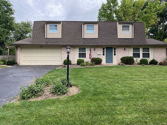 1st image of 420 N Village Dr