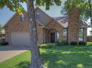 13793 S Poplar Pl, Glenpool, OK 74033