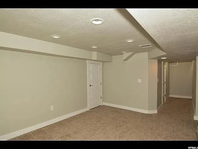 1795 E Gunderson Ln — Photo 17