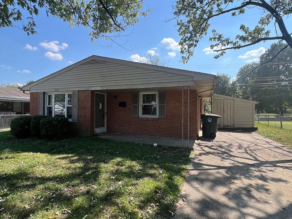1st image of 2646 E Yellowstone Dr