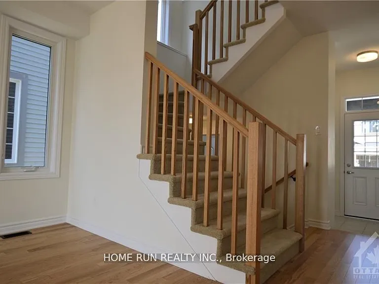286 Turnbuckle Cres — Photo 10