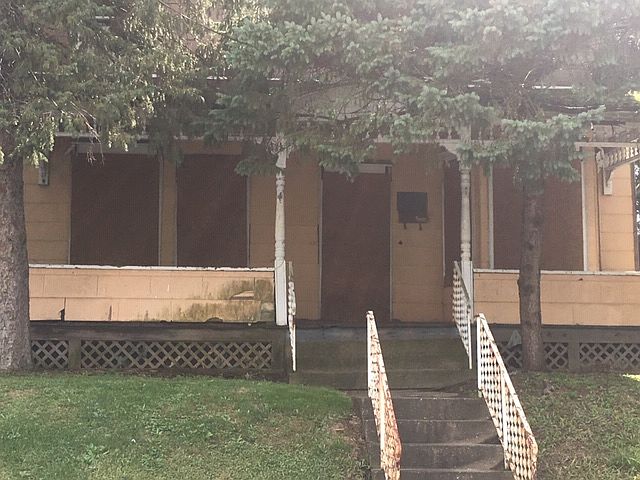 2nd image of 230 N Oakland Ave