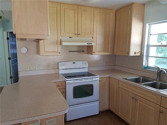 5th image of 505 Jessica St S
