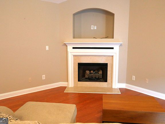 5th image of 231 Abercorn Way