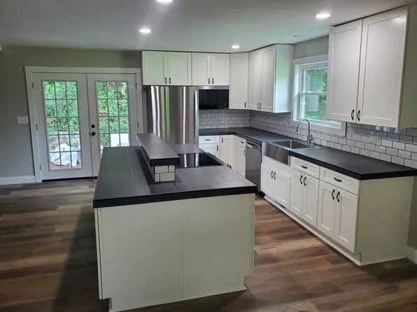 2770 Moss Rd, Philadelphia, TN 37846