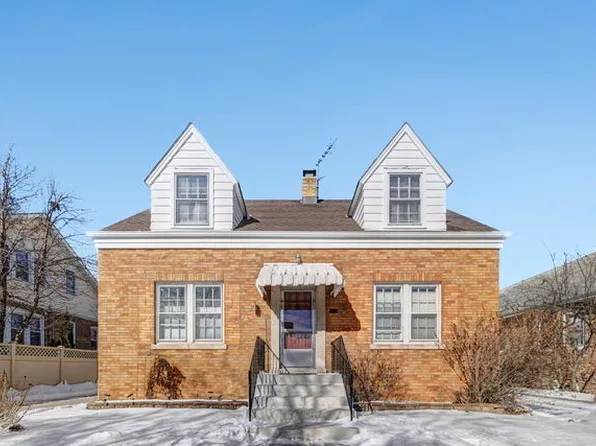 6550 W Ebinger Dr, Niles, IL 60714