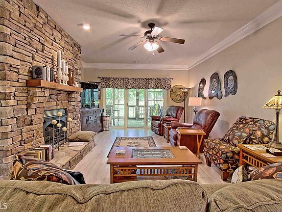 5th image of 112 Gleneagle Ct Unit 103