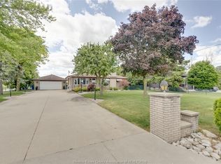 4727 8th Concession Rd, Windsor, ON N0R 1K0