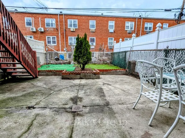 144-21 26th Ave #1, Flushing, NY 11354