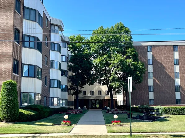 5500 Lincoln Ave Unit 403, Morton Grove, IL 60053