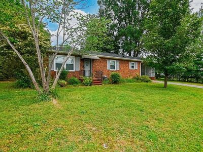402 Holt Ave, Graham, NC, 27253