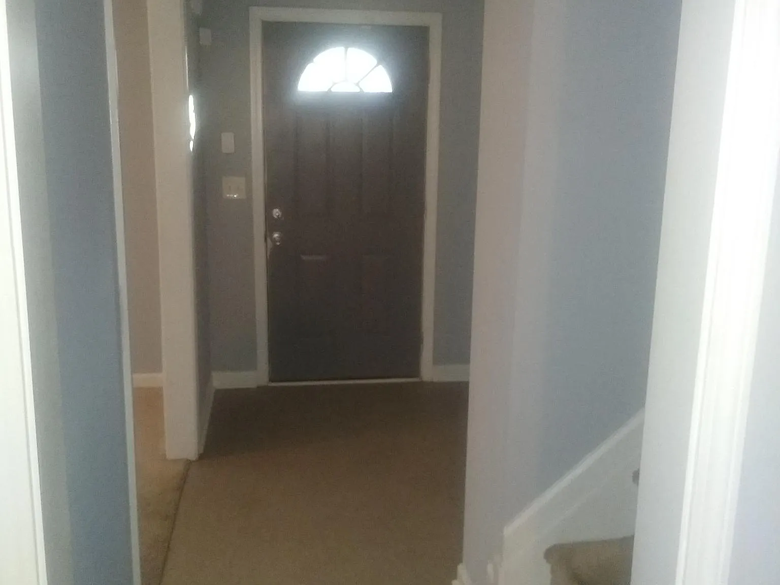 3 bed, 1.5 bath, 1549 sqft, $1,800 — Photo 2