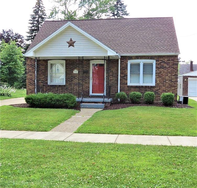 1st image of 734 Willard Ave SE