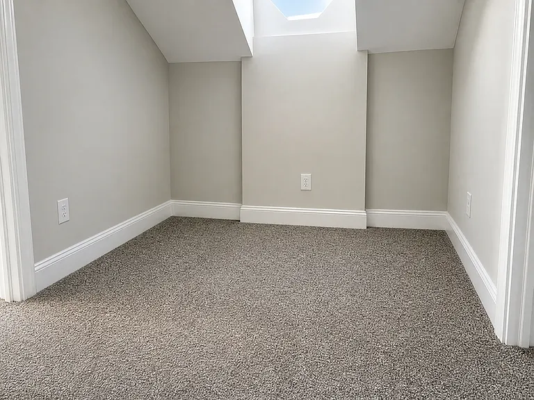 374 S Harris Ave — Photo 18