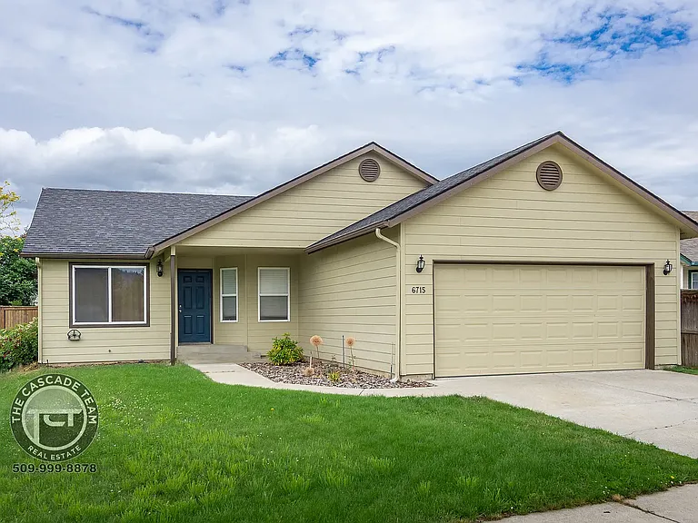 6715 N Louvonne Dr — Photo 1