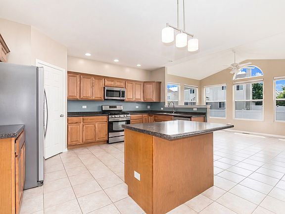4th image of 6014 Cherry Ridge Dr