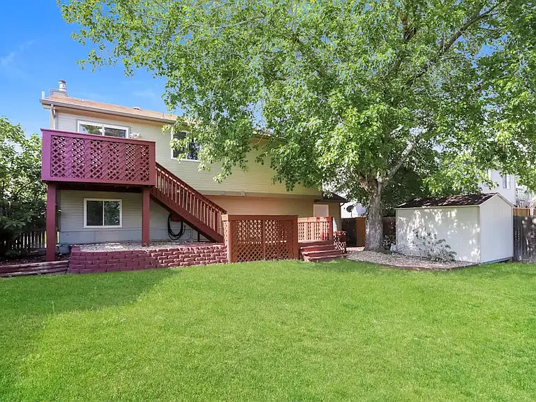 18347 E Nassau Dr — Photo 7