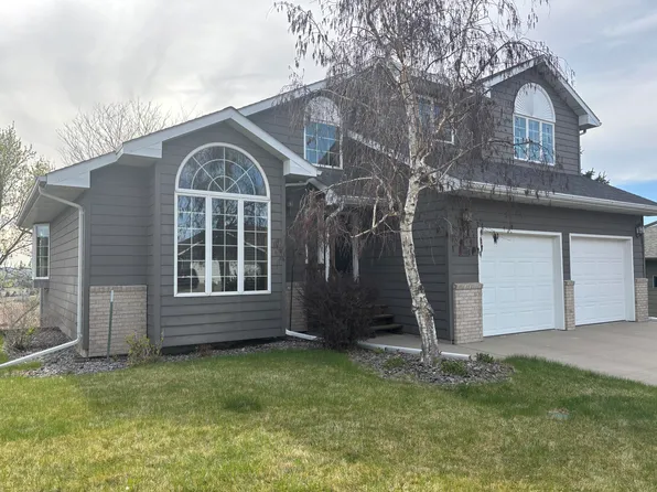 1217 Hilgers Dr, Pierre, SD 57501