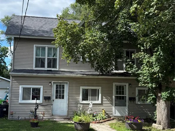35 East St, Oxford, MI 48371