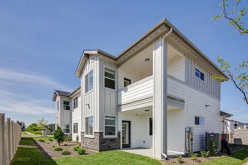 1005 Wilford Ln #201 Photo 1