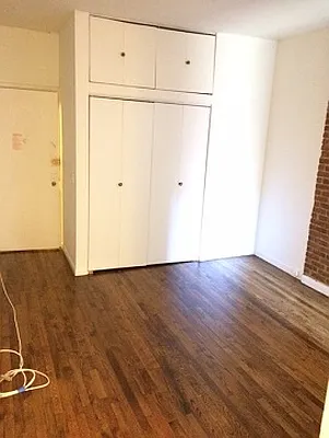 Rented by Eric Goodman Realty Corp | media 23