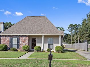9329 Rue De Benoit, Denham Springs, LA 70706