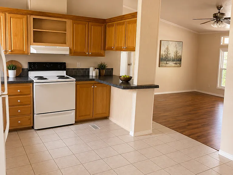 712 Fawn Dr — Photo 9