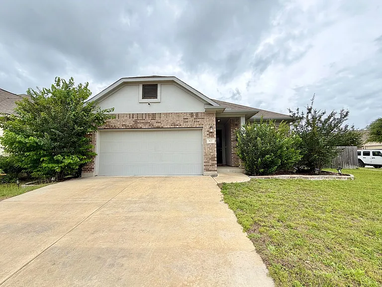 877 Centerra Hills Cir — Photo 1