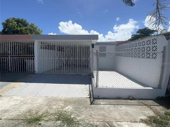 518 Street, Carolina, PR 00983