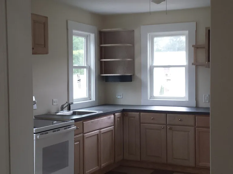 409 Sanders St #2 — Photo 12