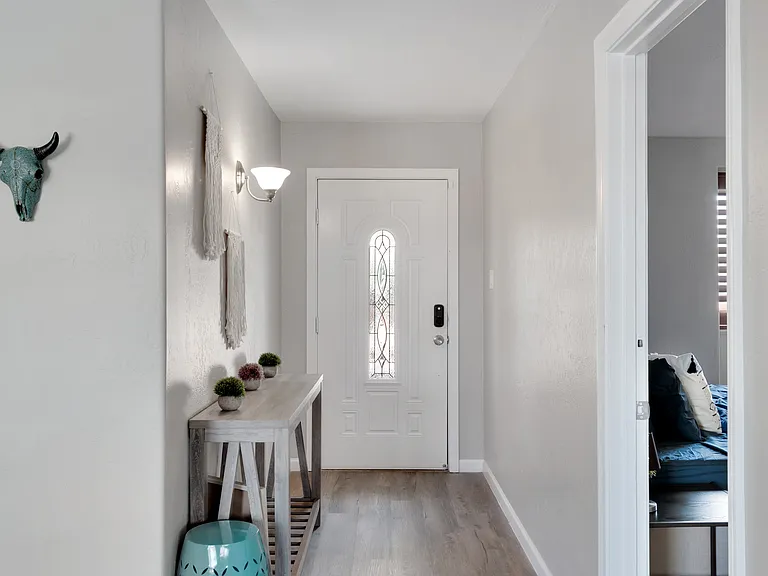 6532 E Cypress St — Photo 17
