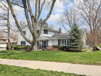 1 Quarterdeck Drive, Madison, WI, 53705