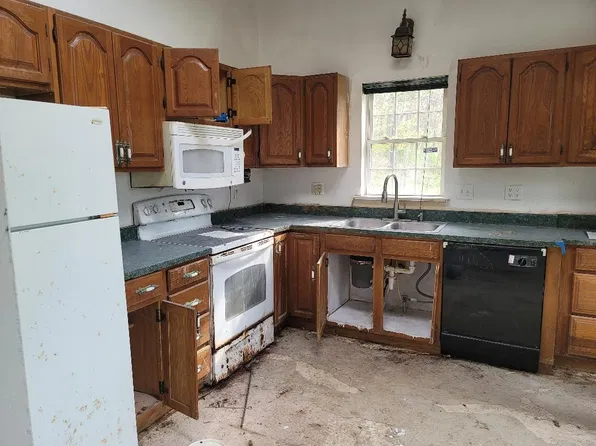 2784 Sycamore Lick Rd, Jane Lew, WV 26378