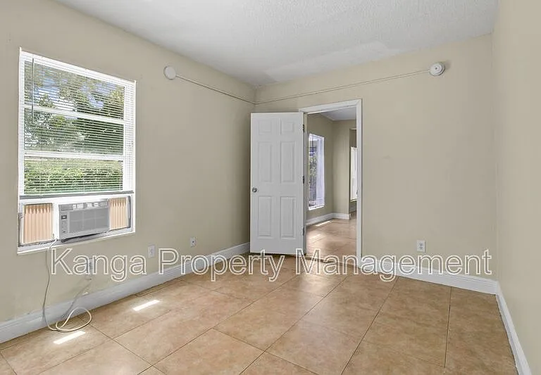 3721 Henry Ave #B — Photo 24