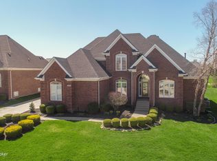 15147 Chestnut Ridge Cir, Louisville, KY 40245