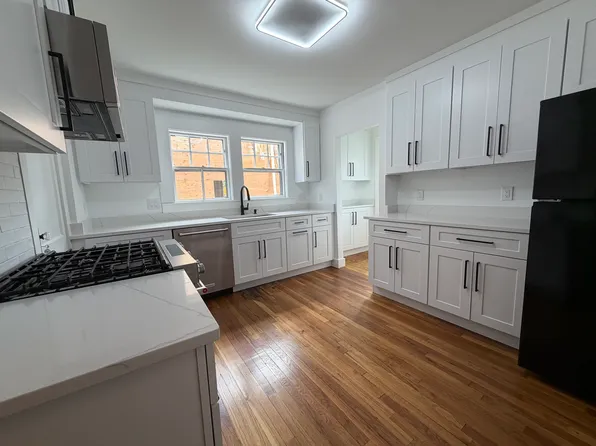 24 Louise St, Watertown, MA