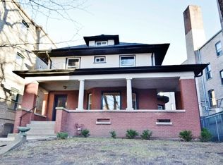 7015 N Sheridan Rd, Chicago, IL 60626