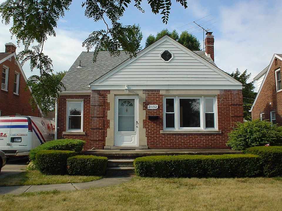 1st image of 21192 Country Club Dr