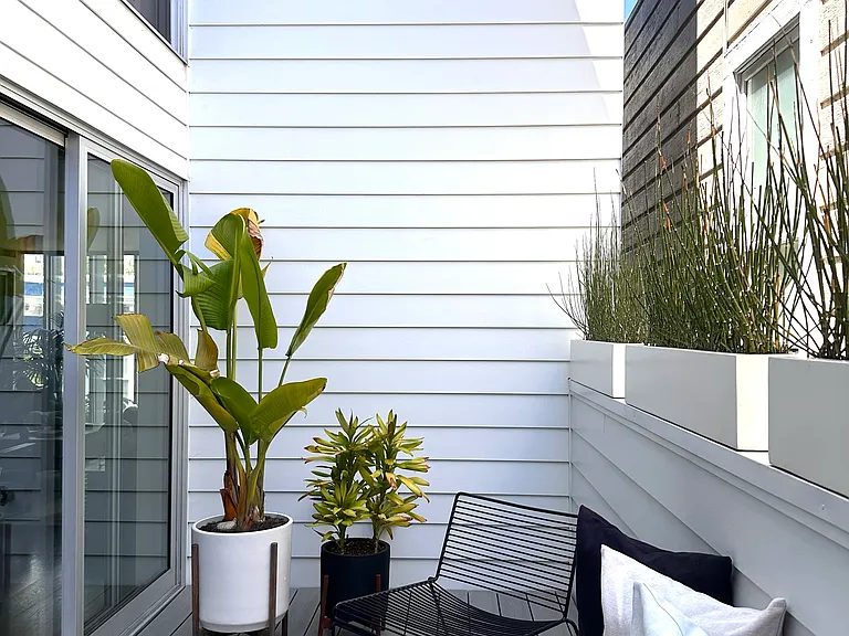 1029 Natoma St #2 — Photo 5