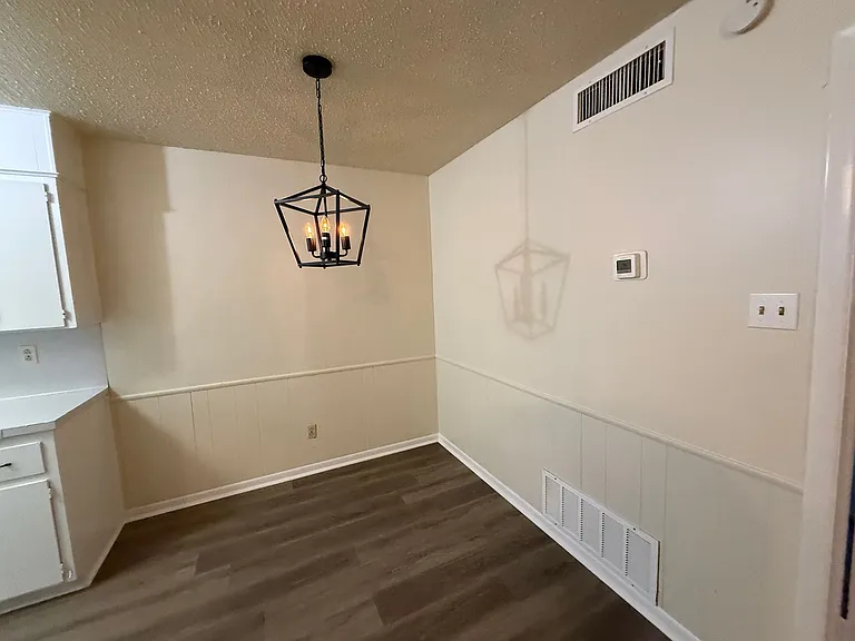 2902 Lake Rd — Photo 9