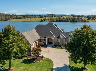 136 Hiwonihi Trl, Vonore, TN 37885