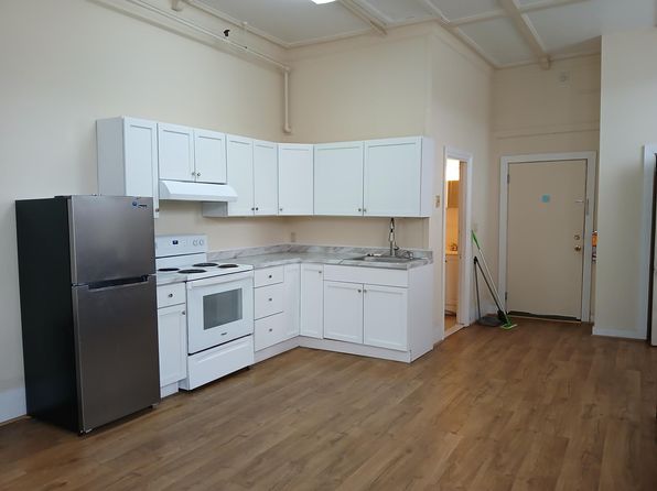 387 Main St #212