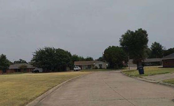 2nd image of 709 Magnolia St