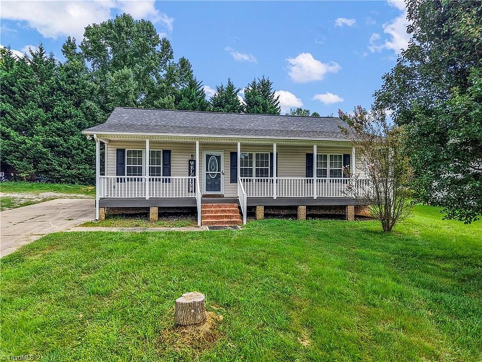 1st image of 212 Bell Dr