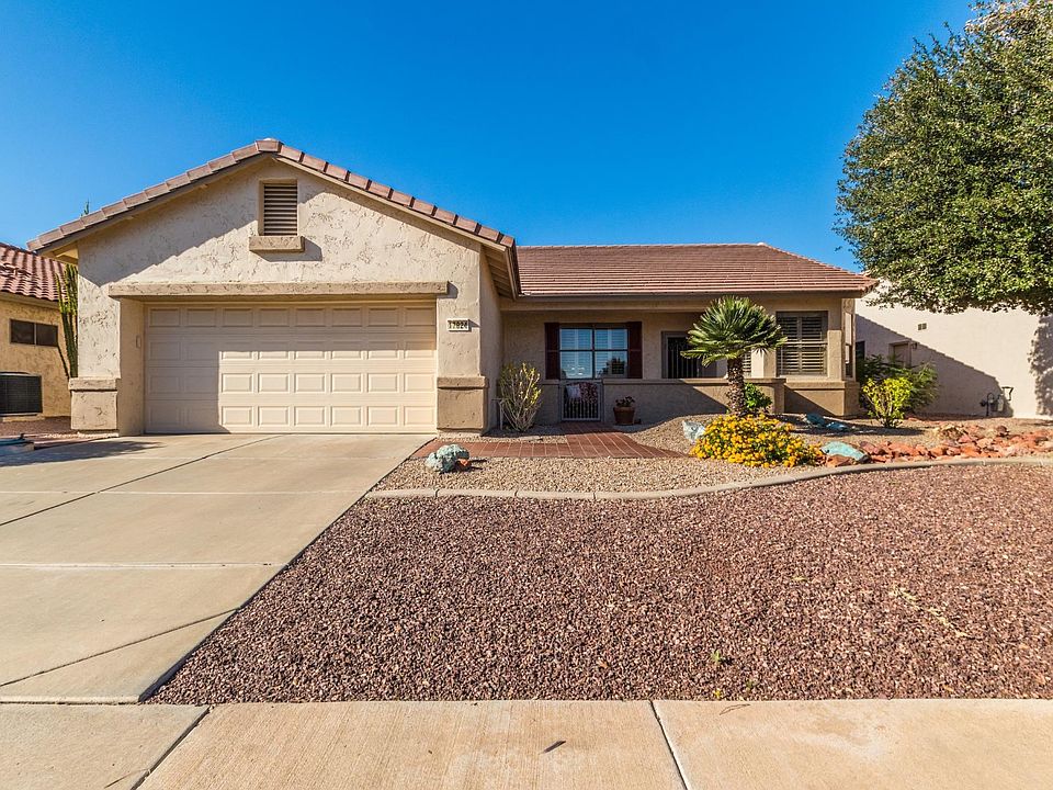 1st image of 17824 W Mariposa Dr