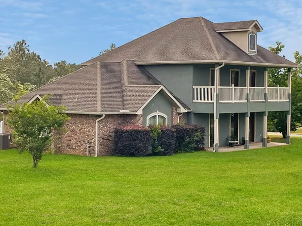 8355 Ridgewood Dr, Kiln, MS 39556