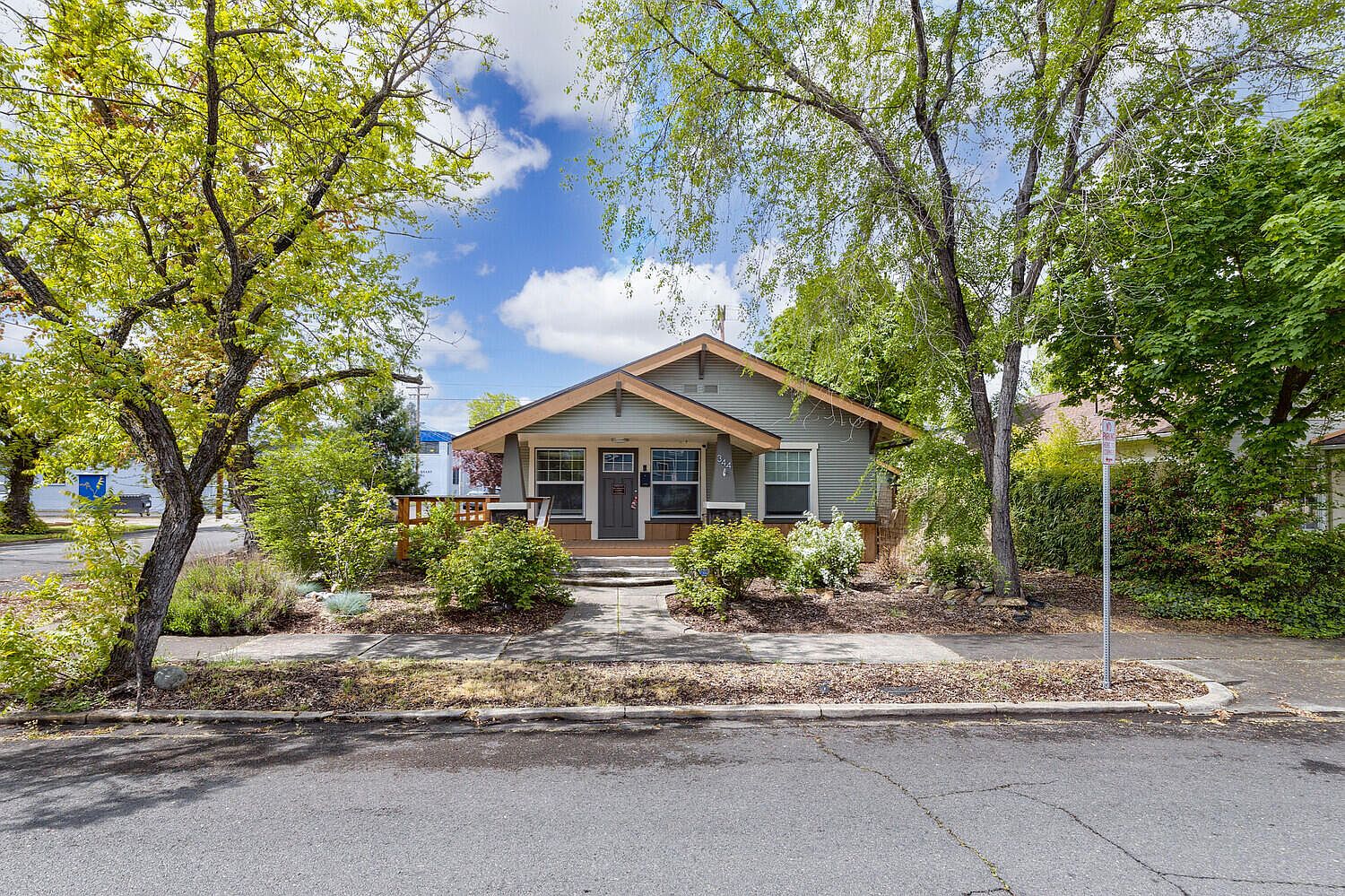 344 S Grape St, Medford, OR 97501 Zillow